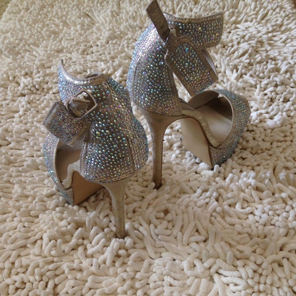 "Carrie" Steve Madden Heel - Picture 3 of 4