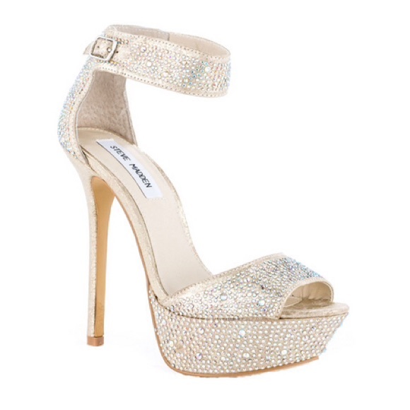 "Carrie" Steve Madden Heel - Picture 4 of 4