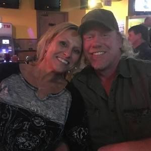 Meet your Posher, Lori