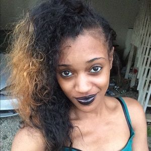 Meet your Posher, Lateisha