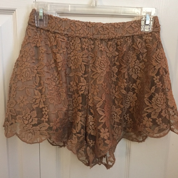 SaboSkirt High Waisted Tan Lace Shorts