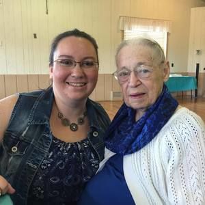 Meet your Posher, Alicia