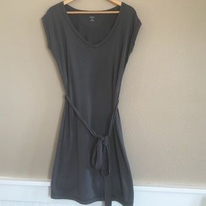 Icebreaker villa dress