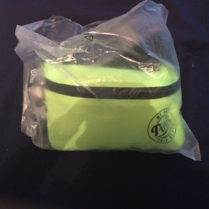 Fanny Pack & Loozie!