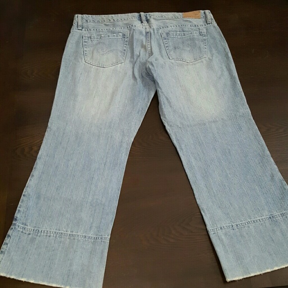 Jean Capris - Picture 2 of 4