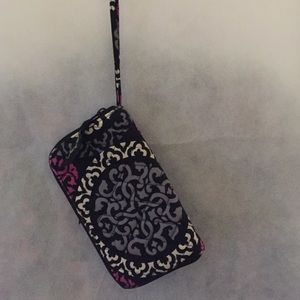 Vera Bradley zip around wallet