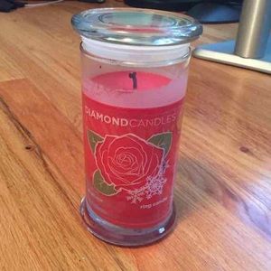 Winter rose diamond candle