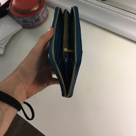 Blue Wallet - Picture 3 of 3