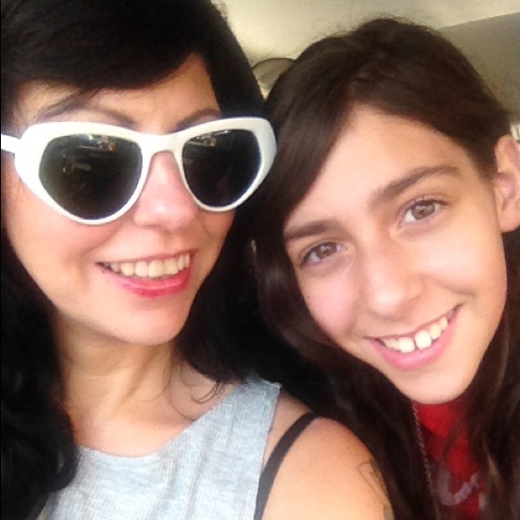 Meet Your Posher Stacy! - Picture 3 of 4