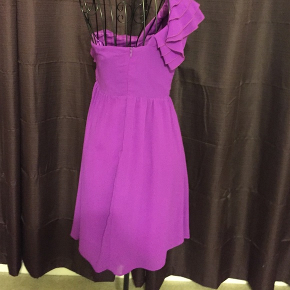 Chelsea and Violet Dress - Picture 2 of 4