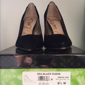 8.5 black suede Sam Edelman "Dea" pointy toe pumps