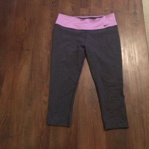 Nike capris