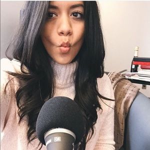 Meet your Posher, Leona