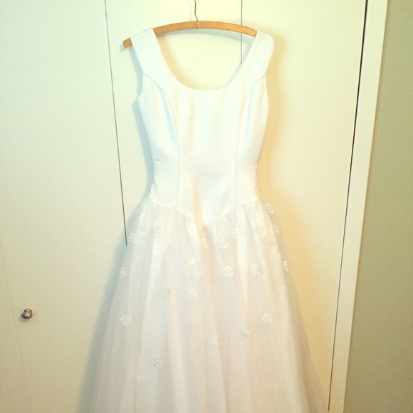 White Wedding or Cotillion Dress