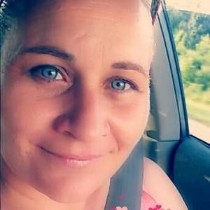 Meet your Posher, Della