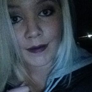 Meet your Posher, Kiana