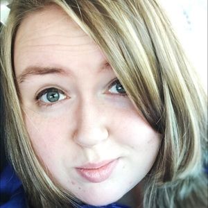 Meet your Posher, Marissa