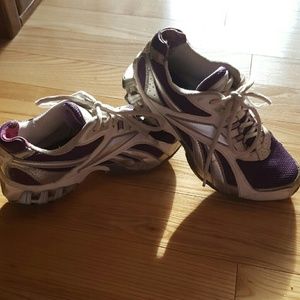 Reebok Sneakers