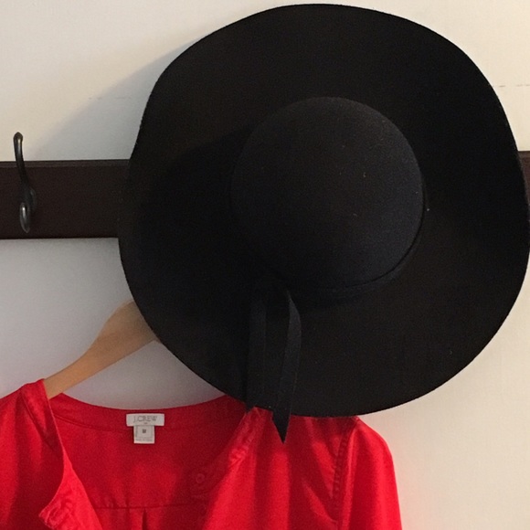 Black Hat | NWOT