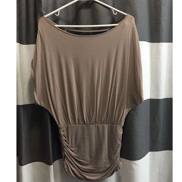 Express Tan & Black tunic w-lace back detail