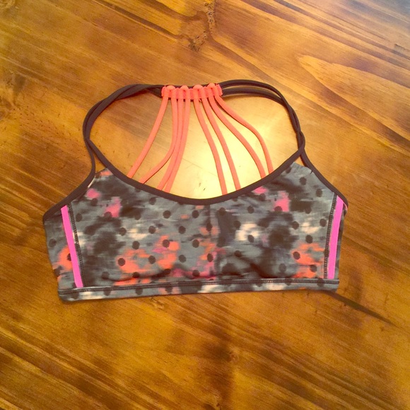 Lululemon bra