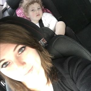 Meet your Posher, Alexis