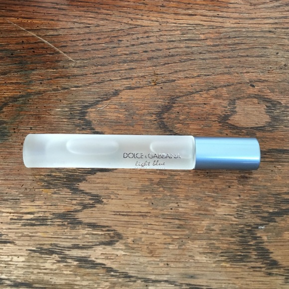 D&G Light Blue eu de toilette spray