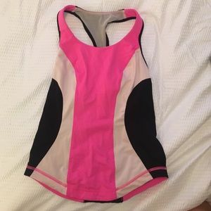 Lululemon tank