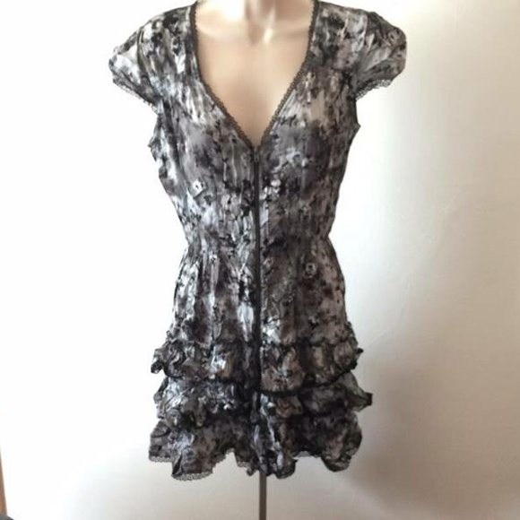 Cute medium black/gray/ white ruffle dress