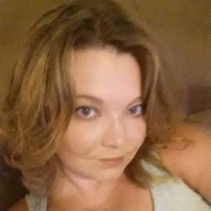 Meet your Posher, Carisa