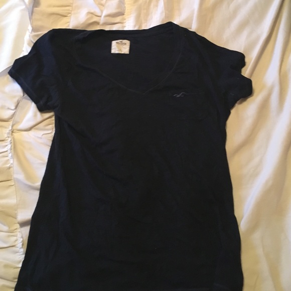 Hollister v neck with little pocket