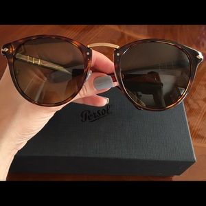 Persol- Typewriter Edition