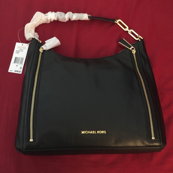 **SOLD***Michael Kors black purse