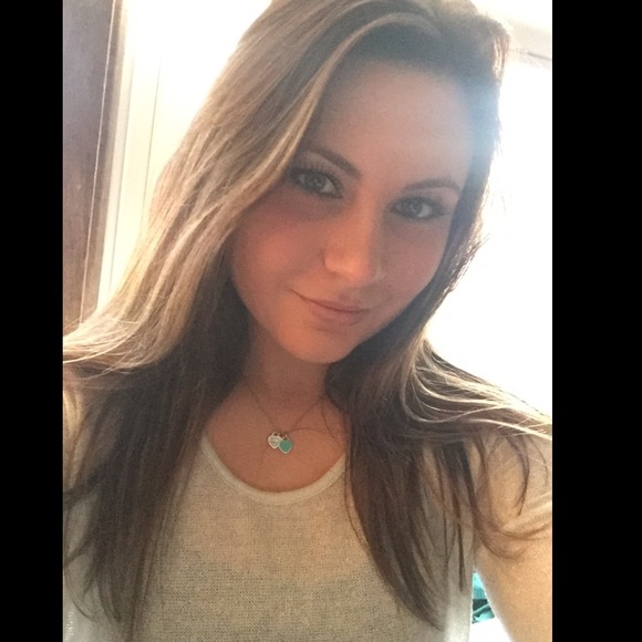 Meet your Posher, Ellen