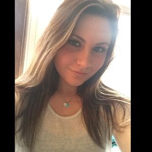 Meet your Posher, Ellen