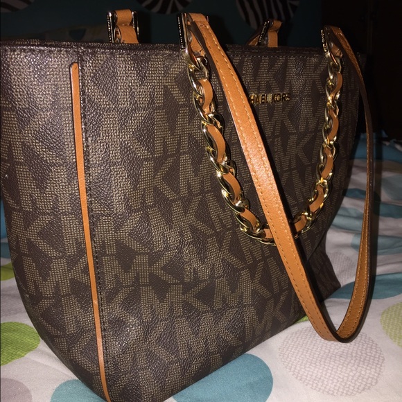 Michael Kors purse