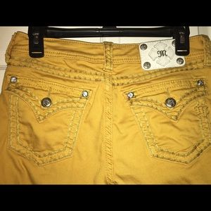 Mustard Yellow Miss Me Skinny Jeans ☀️