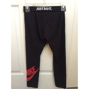 Nike Black Just Do It Crop Pants