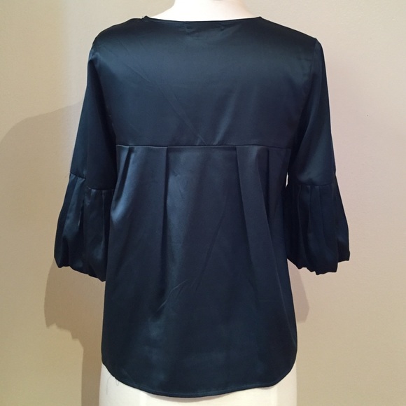 NWOT Forever 21 emerald top - Picture 3 of 3