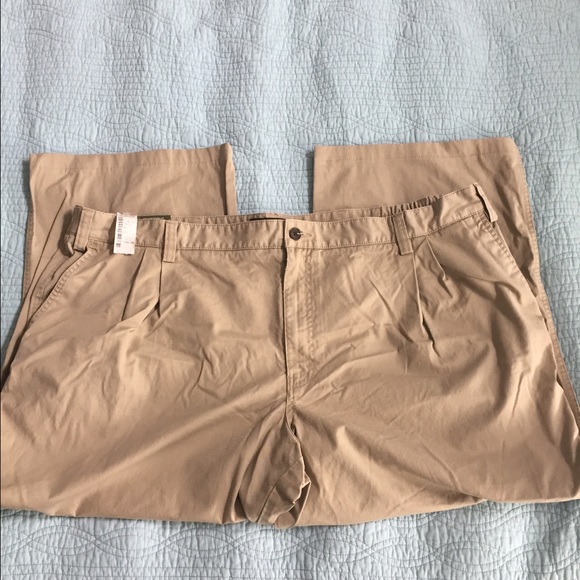 NWT Eddie Bauer men's relaxed fit khakis size 48 - Picture 2 of 4