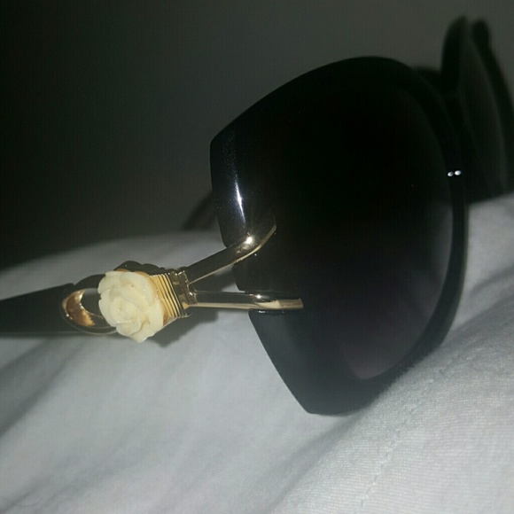 🌹 Beautiful Sunnies