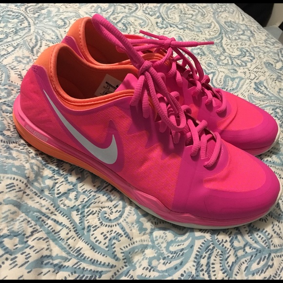 Nike Dual Fusion - Picture 1 of 3