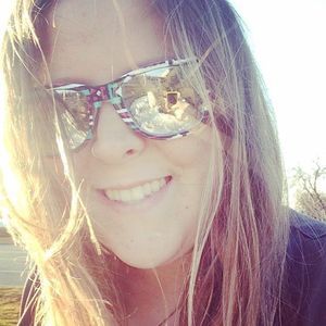 Meet your Posher, Jenny