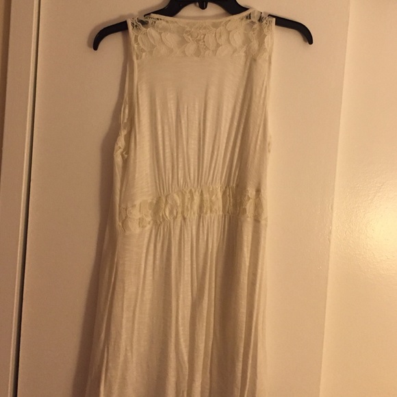 Sleeveless Cardigan - Picture 2 of 2