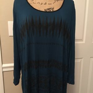 Tunic with 3/4 Sleeves