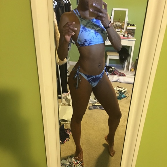 Crop top bikini -SOLD ELSEWHERE