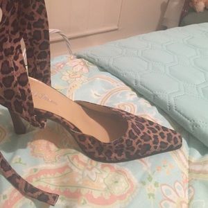 Leopard tie up heels