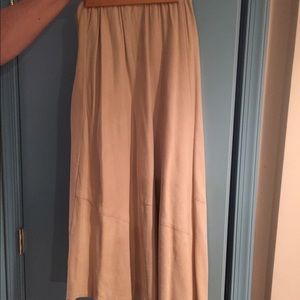 Butter creme suede skirt