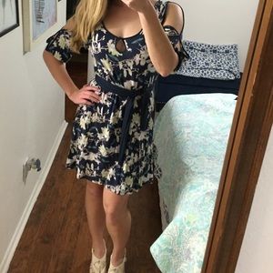 Shoulder cutout, waist wrap cotton sun dress