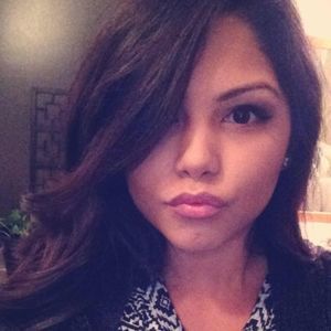 Meet your Posher, Desiree